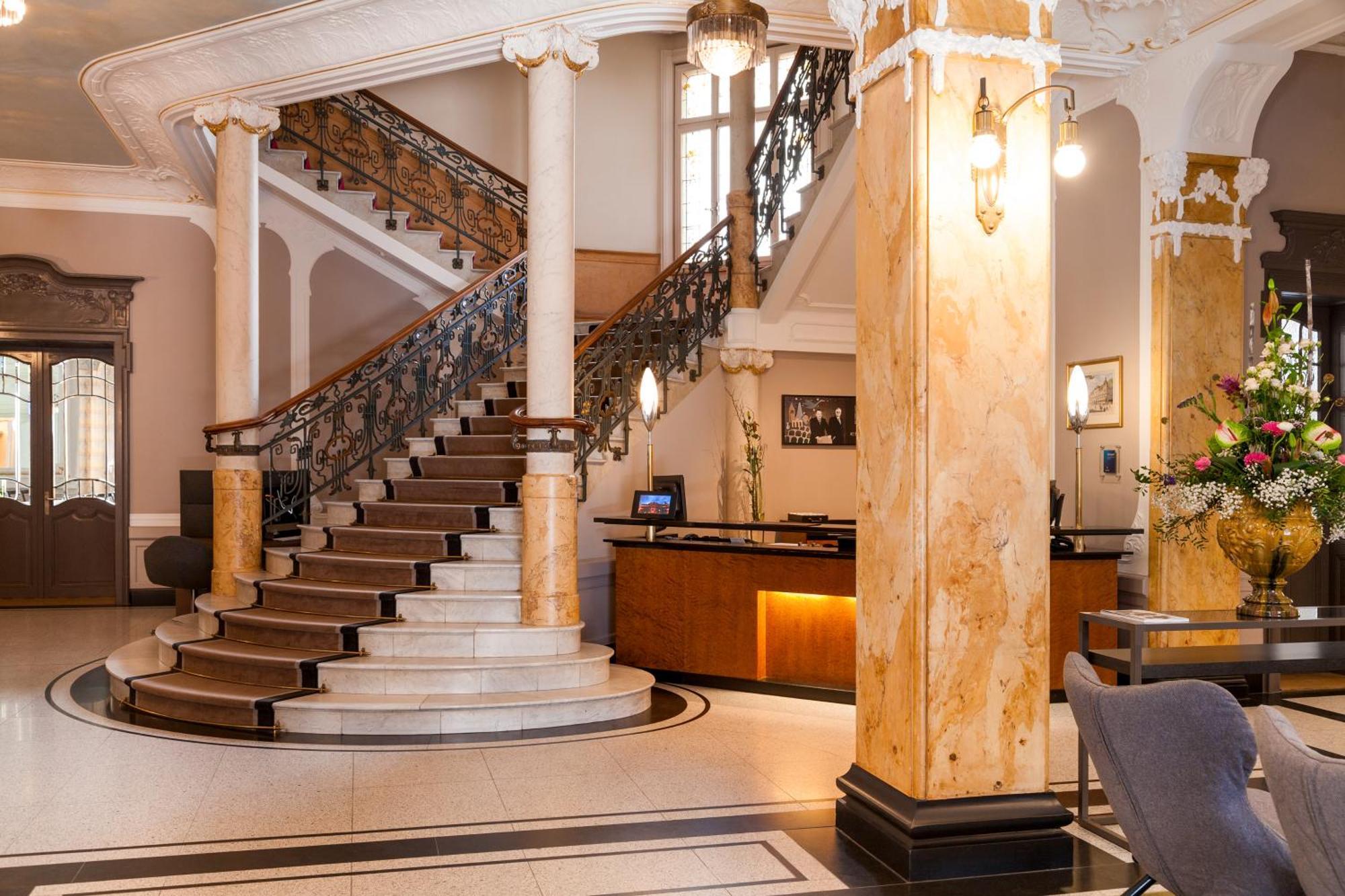 โรงแรมรอยัล เซนต์จอร์จ อินเทอร์ลาเคน - เอ็มแกลเลอรี ภายนอก รูปภาพ